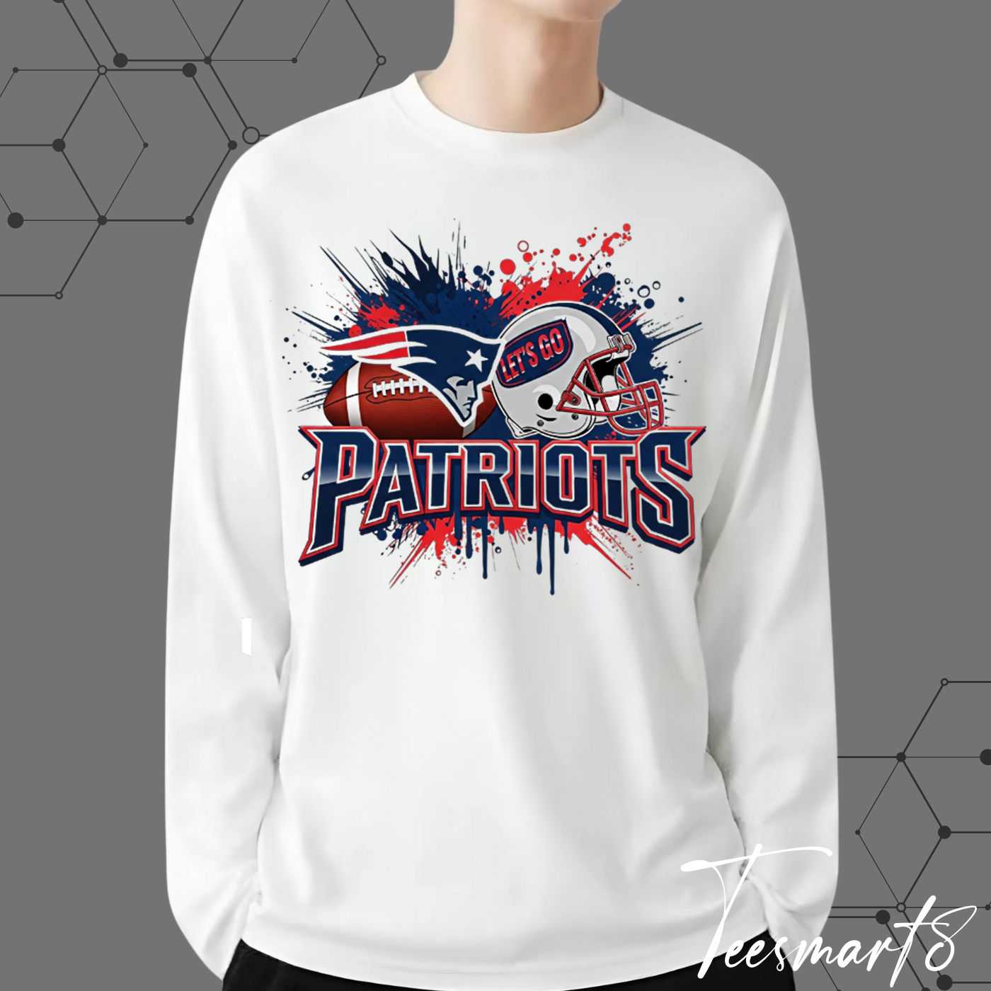 New England Patriots Grunge Hoodie - Distressed Skull Fan Apparel