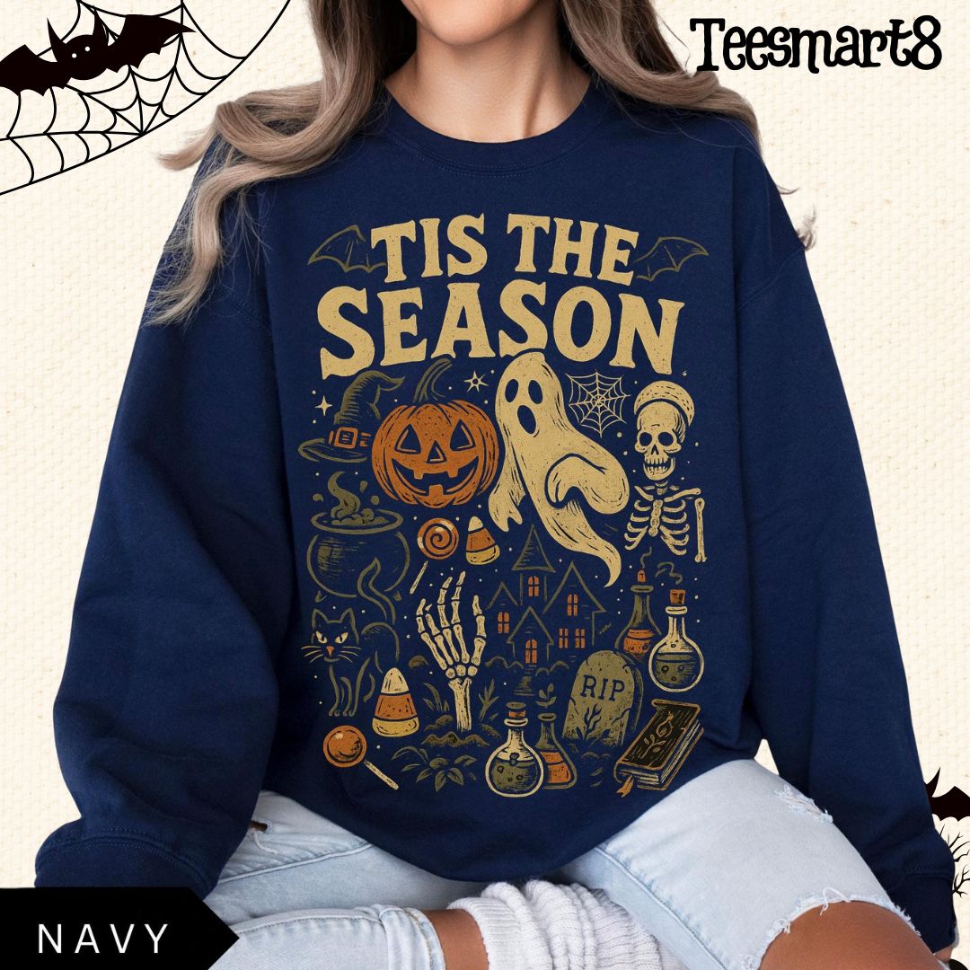 Retro Halloween Sweatshirt – Vintage Pumpkin & Ghost Oversized Tee