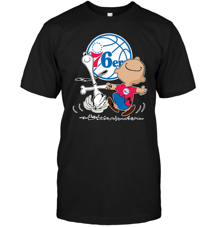 Philadelphia 76ers "charlie Brown & Snoopy" T-Shirt Philadelphia 76ers "charlie Brown & Snoopy" T-Shirt