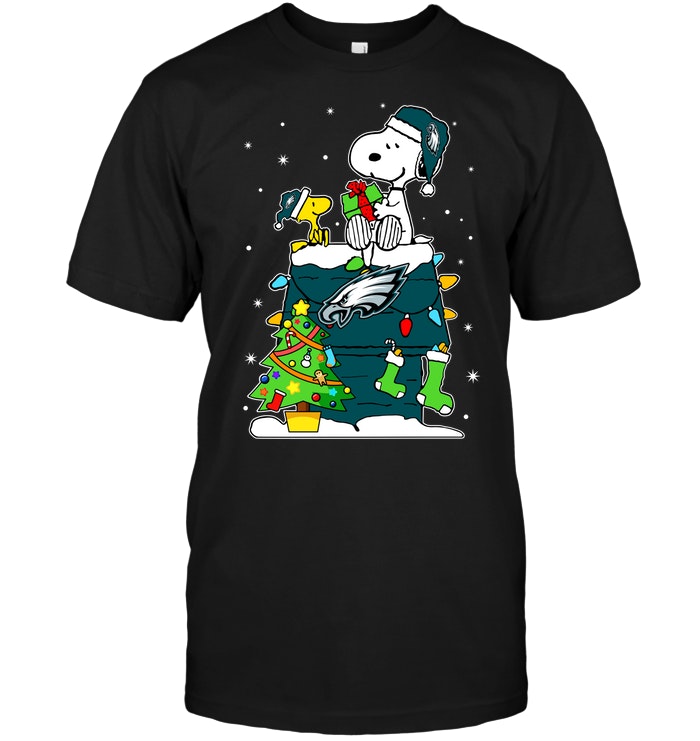 Philadelphia Eagles "snoopy & Woodstock Christmas" T-Shirt Philadelphia Eagles "snoopy & Woodstock Christmas" T-Shirt