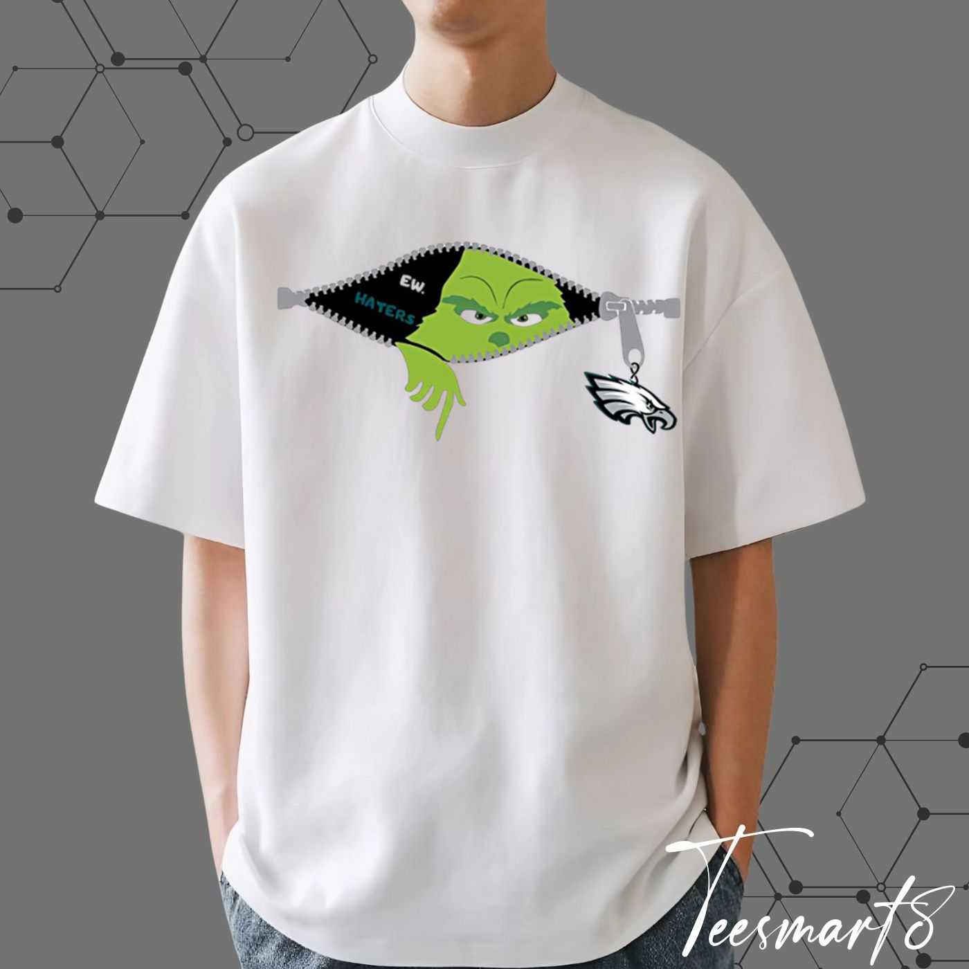 Philadelphia Eagles Flying Football T-Shirt